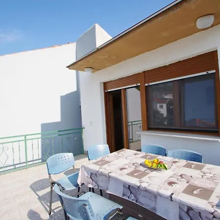 Gortanova 6+2 Apartment *