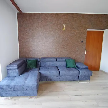 Gortanova 6+2 * Pula